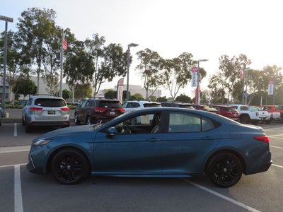 2026 Toyota CAMRY SE