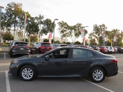 2025 Toyota CAMRY LE