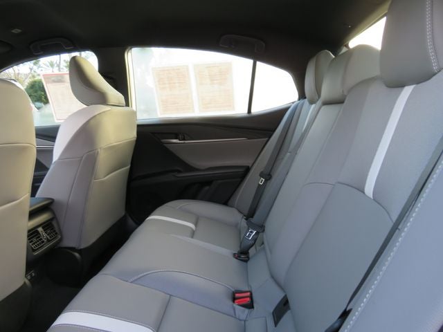 2026 Toyota CAMRY Base