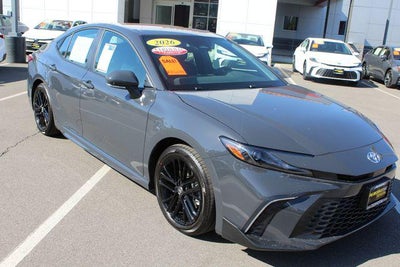 2026 Toyota CAMRY SE