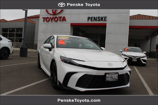 2026 Toyota Camry SE