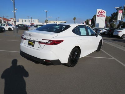 2026 Toyota CAMRY SE