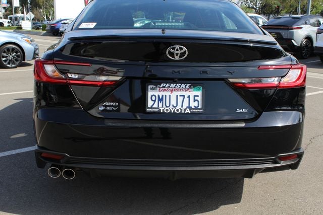 2025 Toyota Camry SE