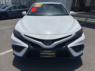 2022 Toyota CAMRY SE