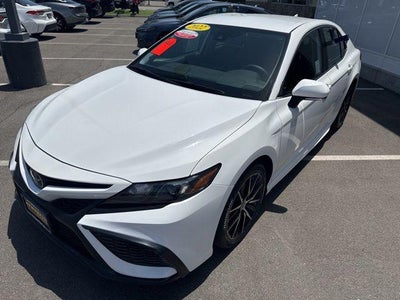 2022 Toyota CAMRY SE