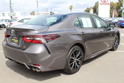 2024 Toyota Camry SE