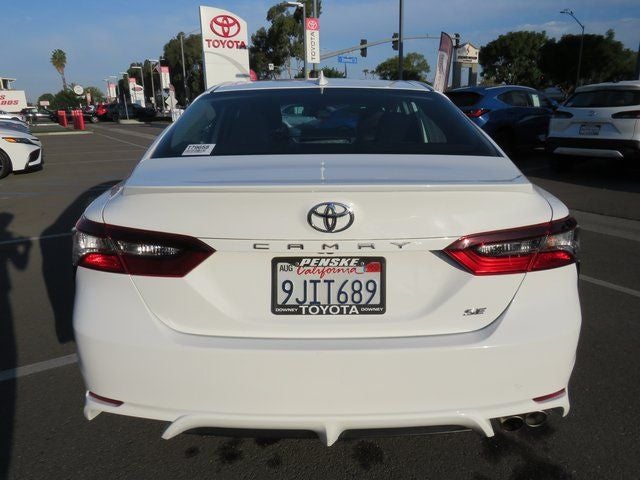 2022 Toyota CAMRY SE