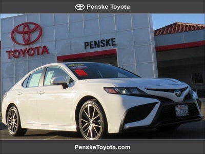 2022 Toyota CAMRY SE