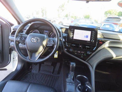 2022 Toyota CAMRY SE