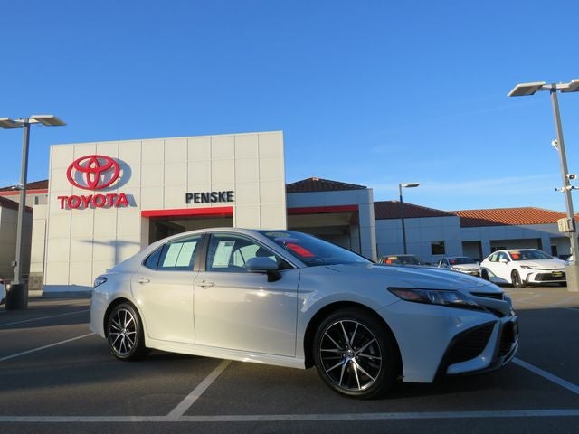 2023 Toyota CAMRY SE