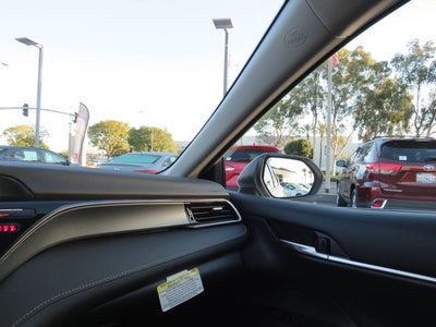 2023 Toyota CAMRY SE