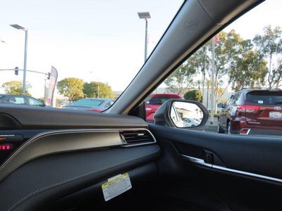 2023 Toyota CAMRY SE