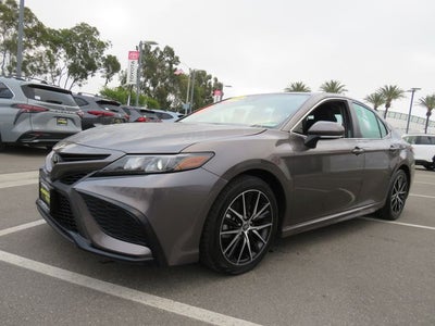 2023 Toyota CAMRY SE
