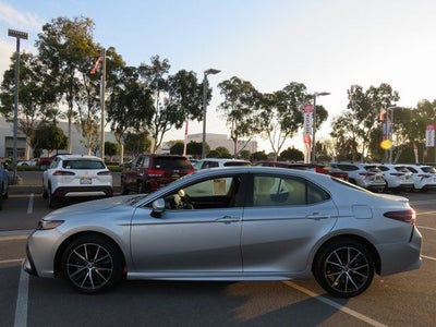 2023 Toyota CAMRY SE