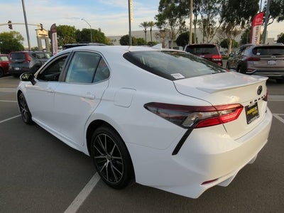 2022 Toyota CAMRY SE