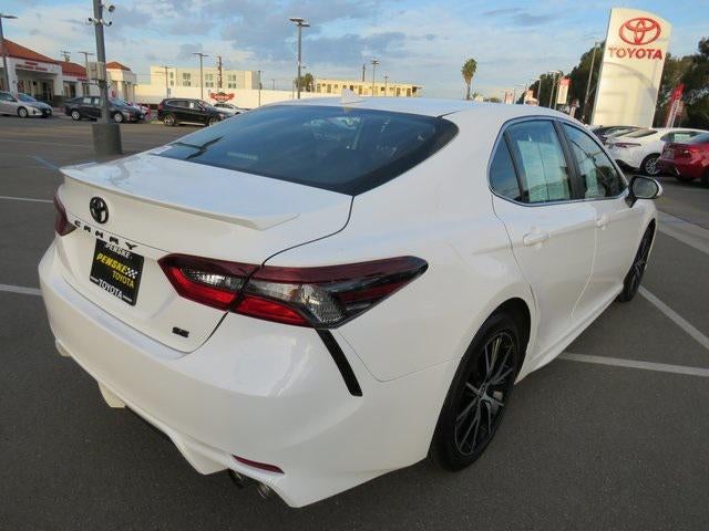 2022 Toyota CAMRY SE