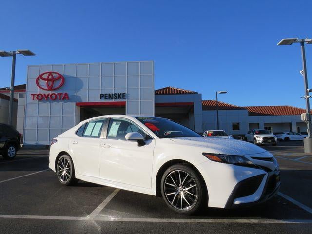 2024 Toyota CAMRY SE