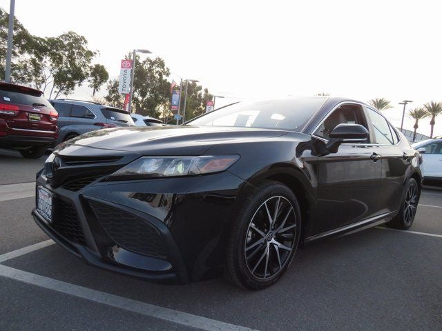 2023 Toyota CAMRY SE