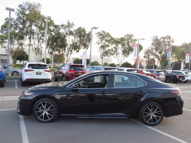 2023 Toyota CAMRY SE