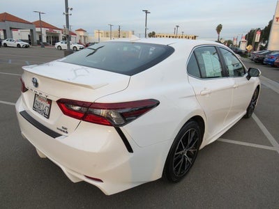 2023 Toyota CAMRY SE