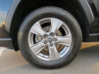 2023 Toyota RAV4 HYBRID LE