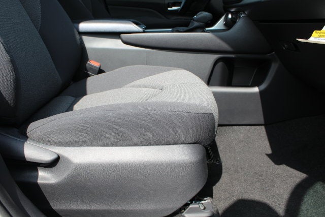 2026 Toyota Grand Highlander LE