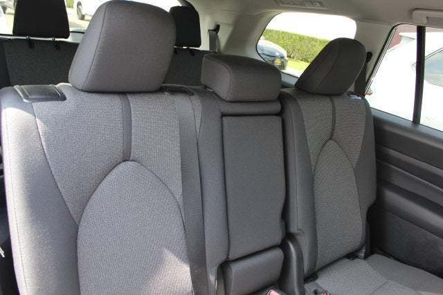 2026 Toyota Grand Highlander LE