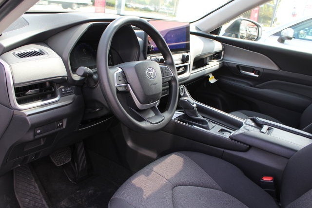 2026 Toyota Grand Highlander LE