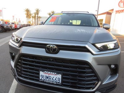 2025 Toyota GRAND HIGHLANDER Limited