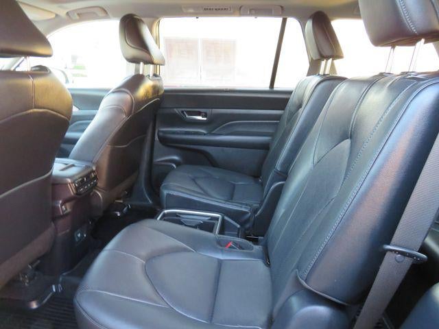 2025 Toyota GRAND HIGHLANDER Limited