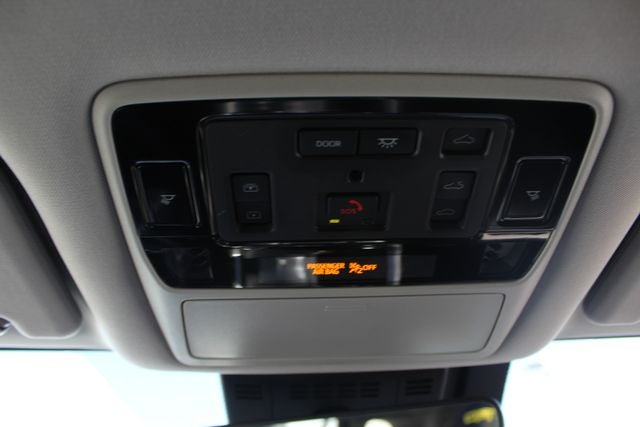 2025 Toyota Grand Highlander Limited - Photo 50