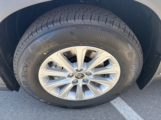 2026 Toyota GRAND HIGHLANDER HEV XLE