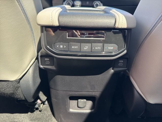 2026 Toyota GRAND HIGHLANDER HEV XLE