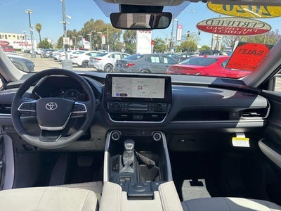 2026 Toyota GRAND HIGHLANDER HEV XLE