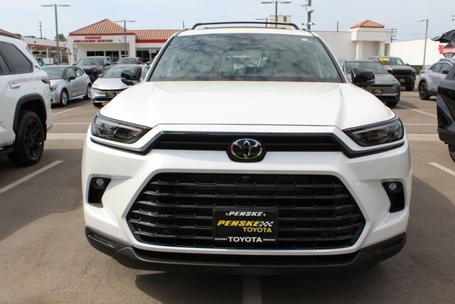2026 Toyota Grand Highlander Hybrid Nightshade Edition