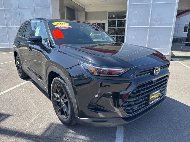 2026 Toyota GRAND HIGHLANDER HEV Nightshade Edition