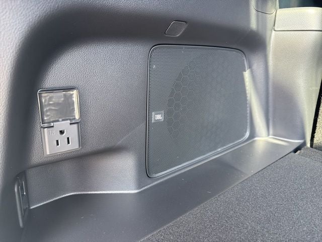 2026 Toyota GRAND HIGHLANDER HEV Nightshade Edition