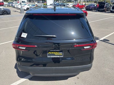 2026 Toyota GRAND HIGHLANDER HEV Nightshade Edition