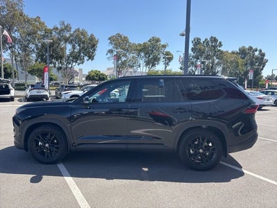 2026 Toyota GRAND HIGHLANDER HEV Nightshade Edition