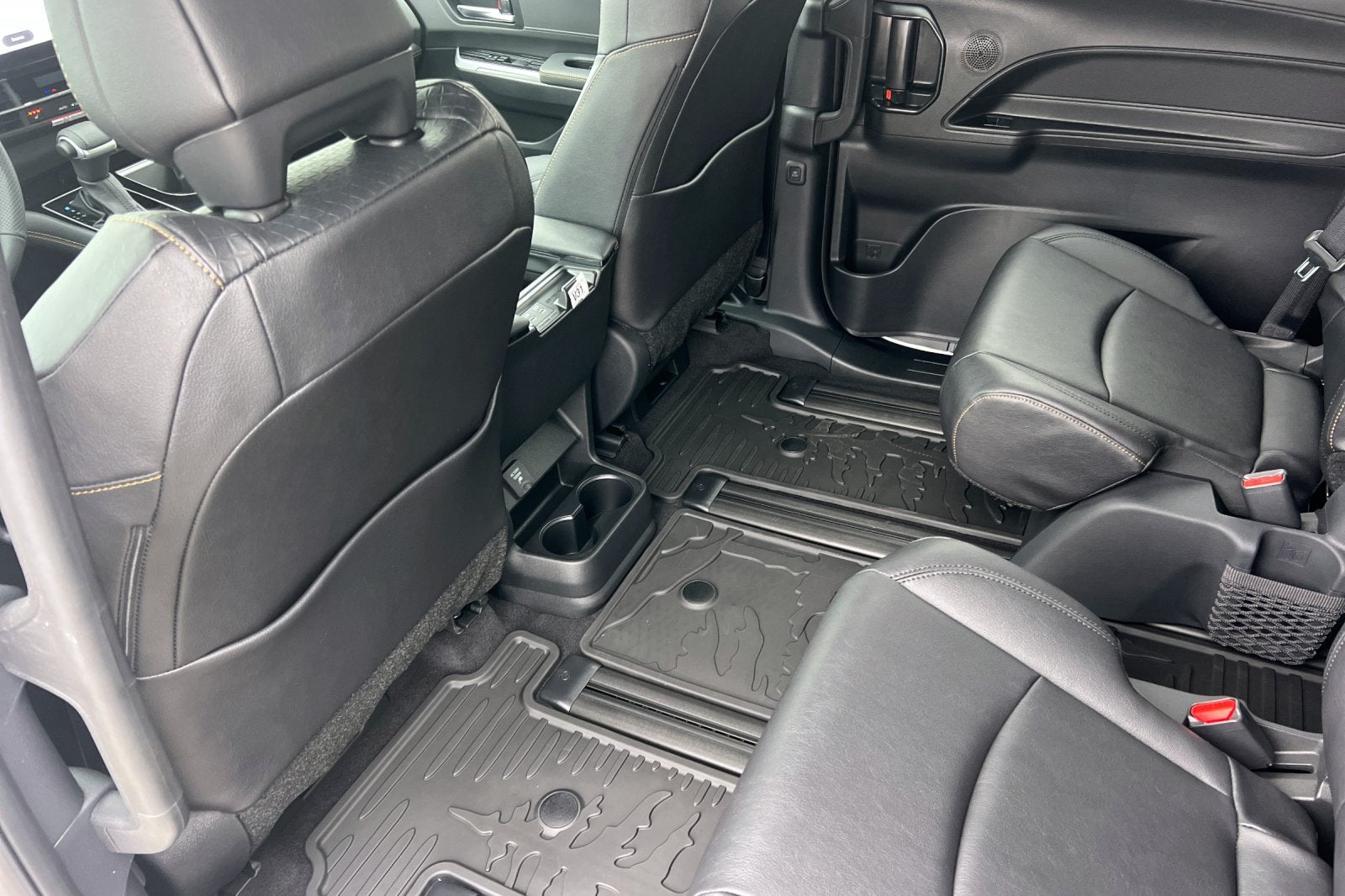 2026 Toyota Sienna Woodland Edition