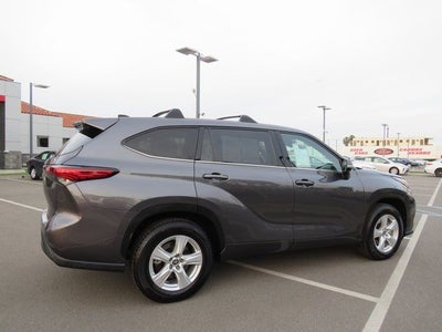 2022 Toyota Highlander L