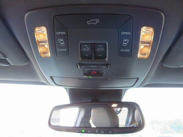 2023 Toyota SIENNA XSE XSE 7 Passenger