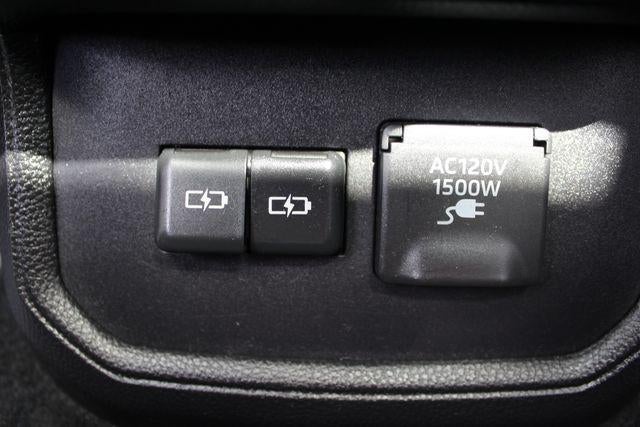 2022 Toyota Highlander Hybrid Platinum