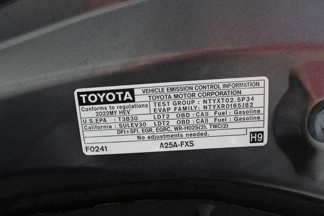 2022 Toyota Highlander Hybrid Platinum