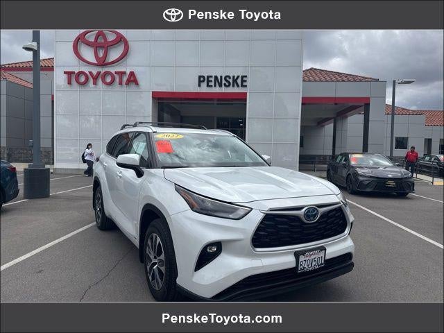 2022 Toyota HIGHLANDER HYBRD XLE