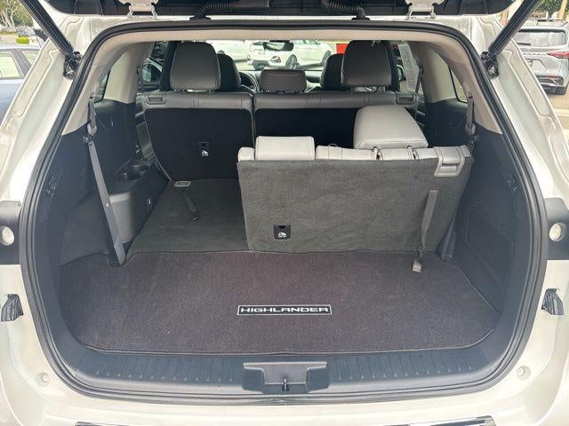 2022 Toyota HIGHLANDER HYBRD XLE