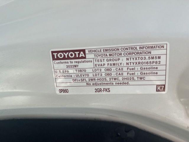 2022 Toyota HIGHLANDER XLE