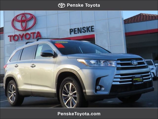 2019 Toyota HIGHLANDER XLE