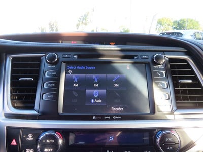 2019 Toyota HIGHLANDER XLE