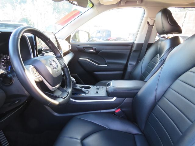 2023 Toyota HIGHLANDER HYBRD XLE